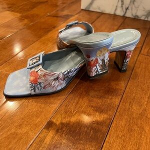 Elegant Floral Buckle Sandals